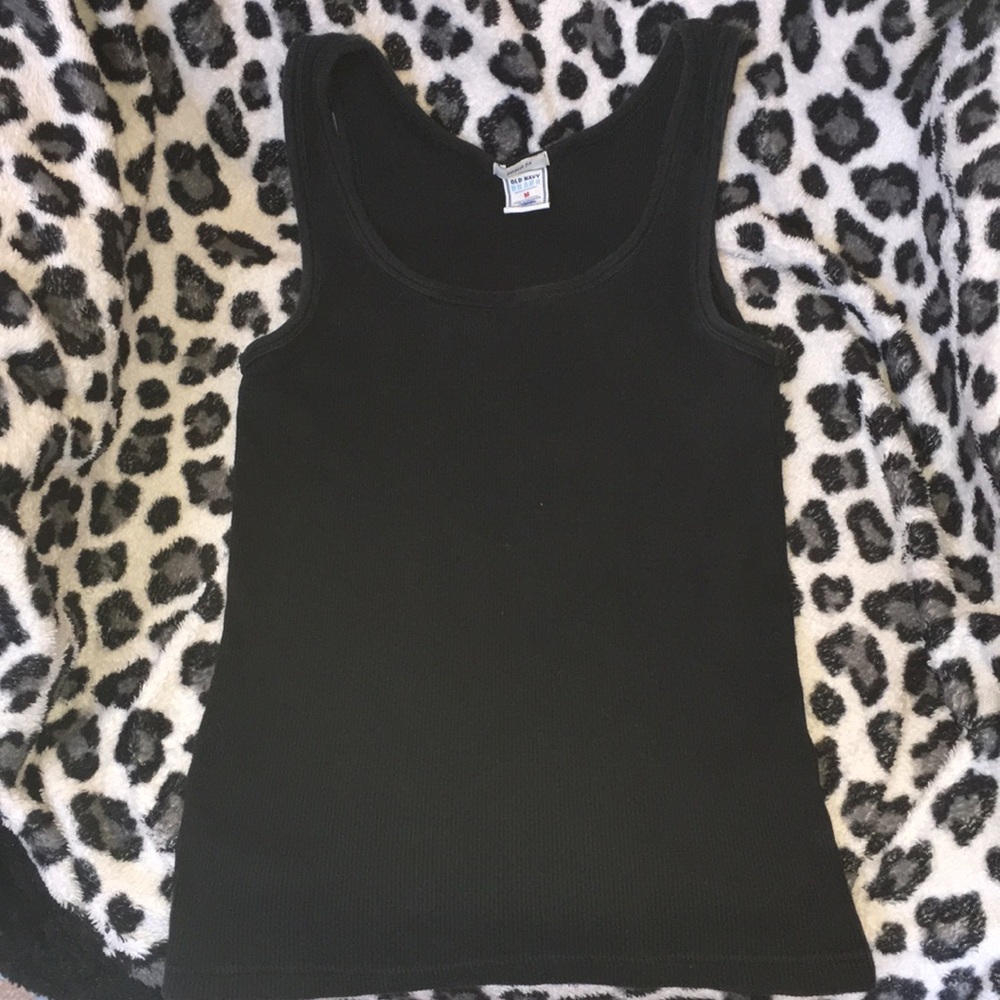 🌻🌴2/$7 Old Navy perfect fit black tank. M GUC